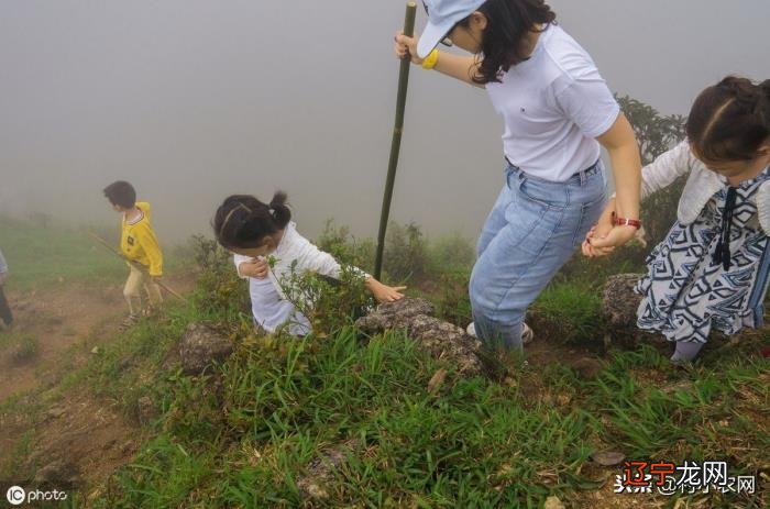 经常梦见自己在爬山 梦见自己上学是什么意思