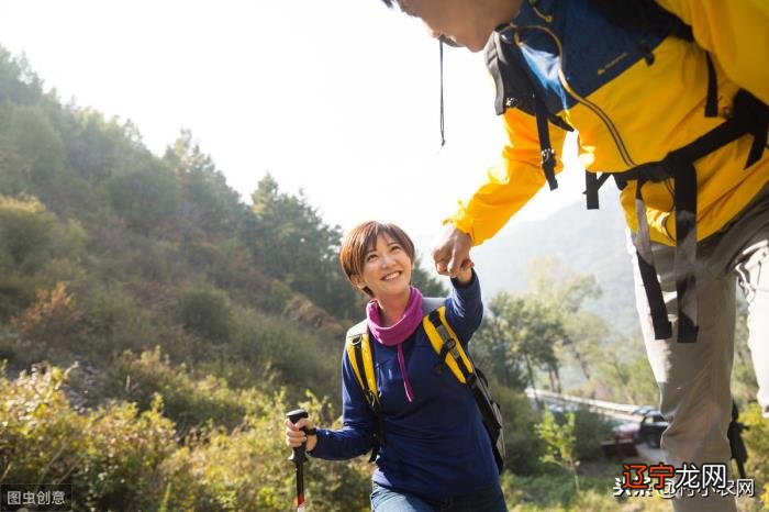 经常梦见自己在爬山 梦见自己上学是什么意思