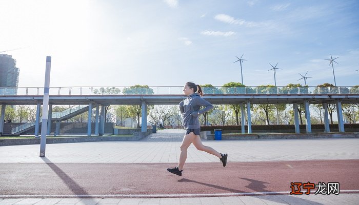 孕妇梦见其他孕妇_梦见孕妇跑步_周公解梦孕妇梦见孕妇