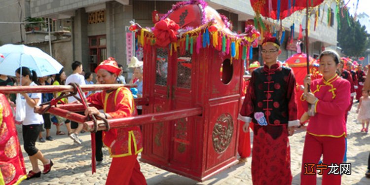 民俗旅游资源文化的特点有_少数民族节日,有名称,时间,民俗_农村民俗有哪些