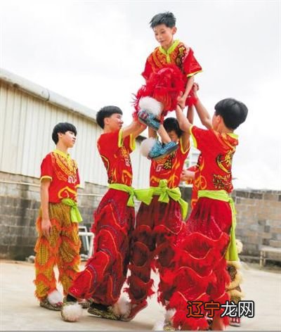 海南舞狮技艺再现生机 醒狮起舞振精神