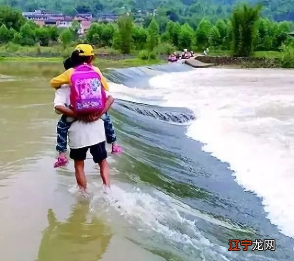 女人梦见卖自己的房子_万州电报路卖一室一厅房子_梦见卖自己的房子