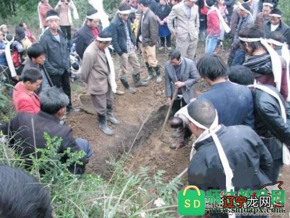 中华勤学故事叶天士拜师谦学_风水学怎么拜师_想学风水去哪里拜师