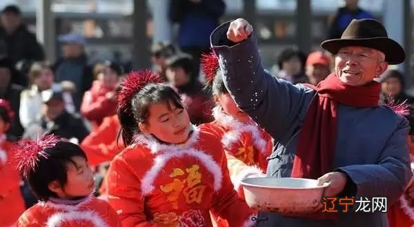 当地特色的民俗活动有哪些_北京当地特色美食小店_海南民俗特色