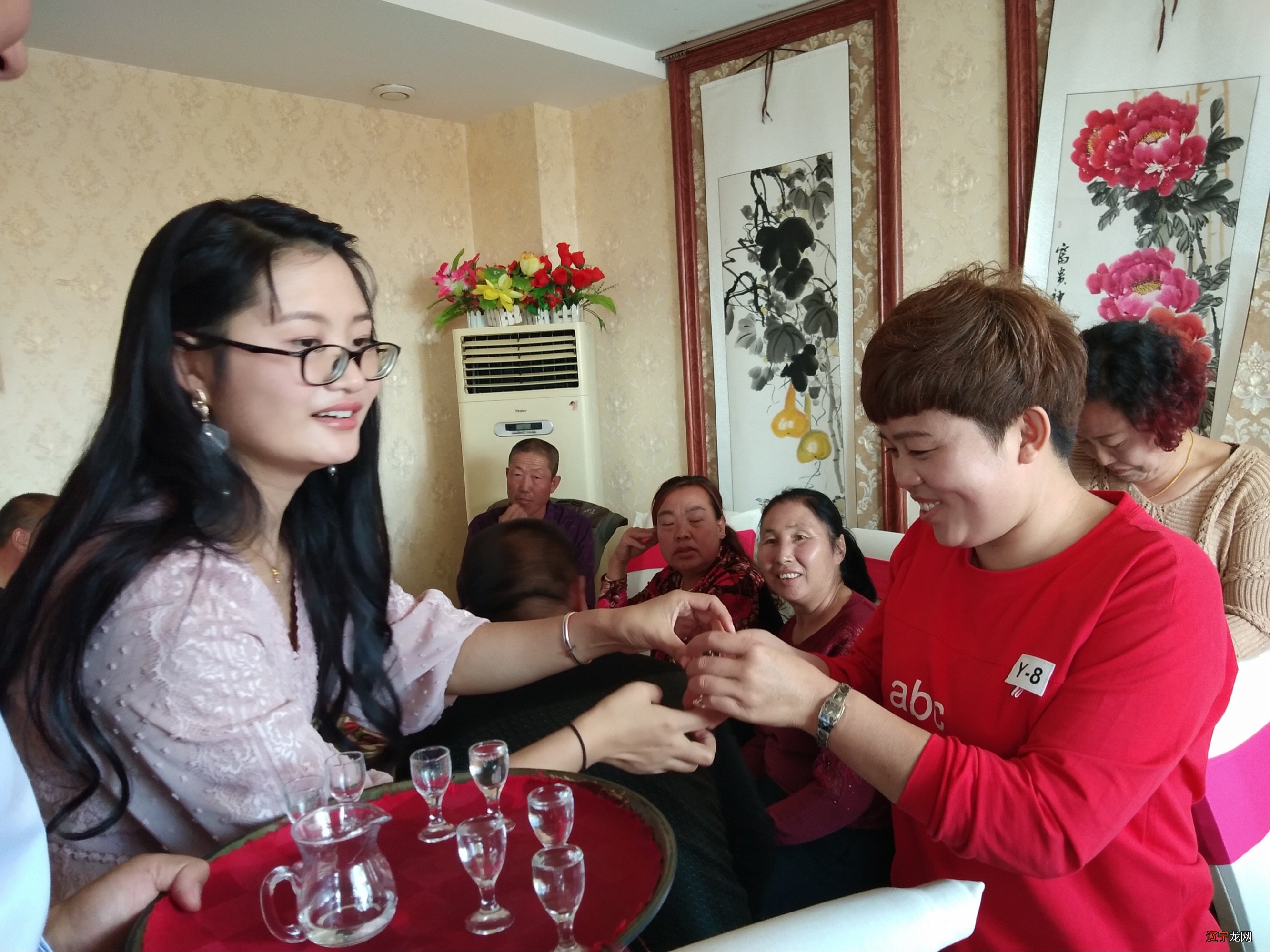 免费合婚生辰八字测结婚时间_黄历上合婚订婚和结婚的区别_黄历上忌结婚可信吗