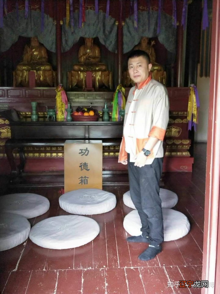 神算子泓博受祖传风水命理影响客户遍布国内外..