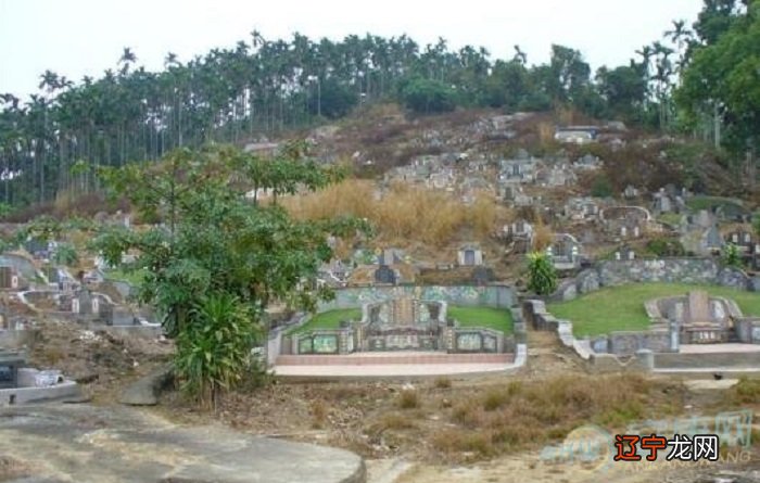 阴宅风水大师教你怎样看墓地风水_风水学墓地普通墓地只要平安_墓地风水—平潭东方麒麟园分享墓地文化