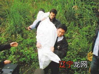 大全查询梦见活人死了_梦见死人像活人_梦见死人给活人钱什么意思